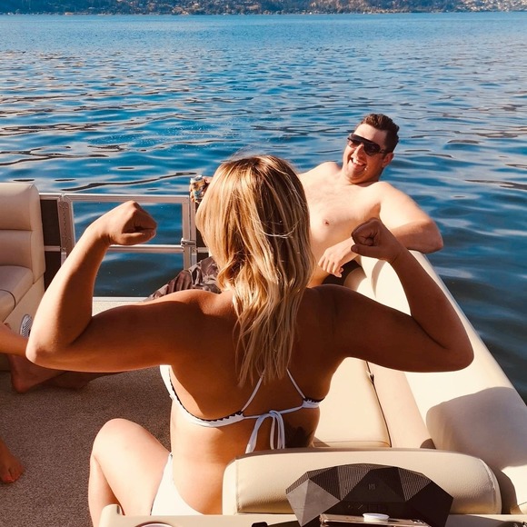 Meet your Posher, Alexandrea - Picture 1 of 1